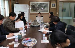 �迹�� �ǿ�, ������д� �߻� ���������� �湮�� ������ �� �������� ���� �����ϰ� ������ �ڸ����� ���ѷ��ߡ�